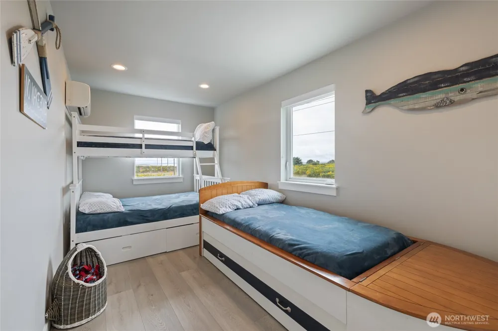 1038 Point Brown Avenue SE Ocean Shores, WA 98569
