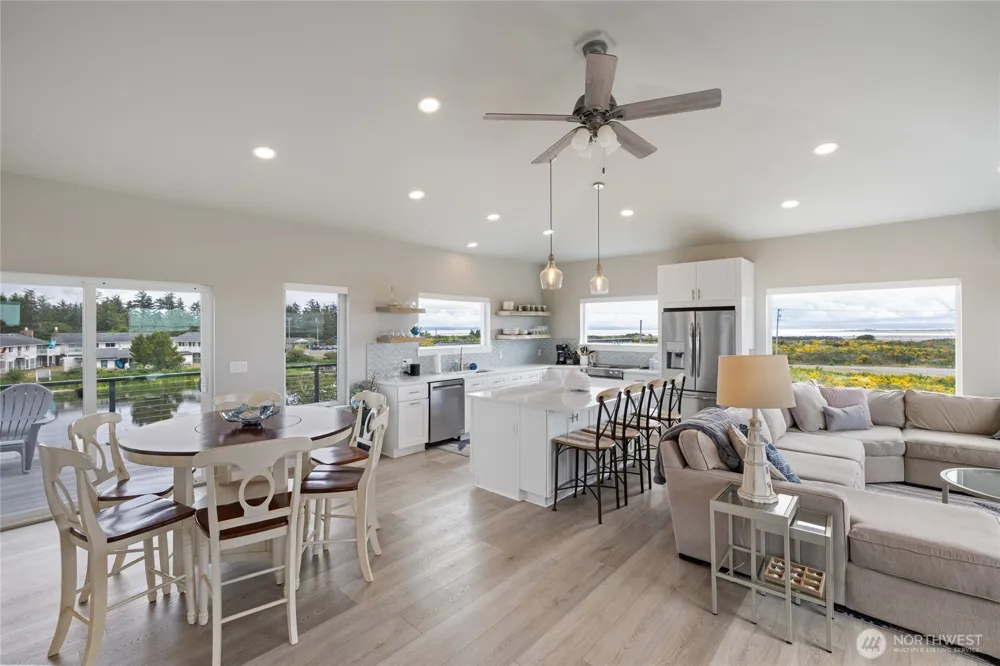 1038 Point Brown Avenue SE Ocean Shores, WA 98569