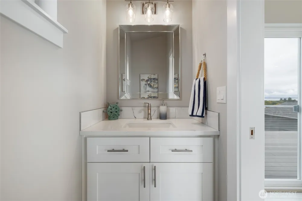 1038 Point Brown Avenue SE Ocean Shores, WA 98569