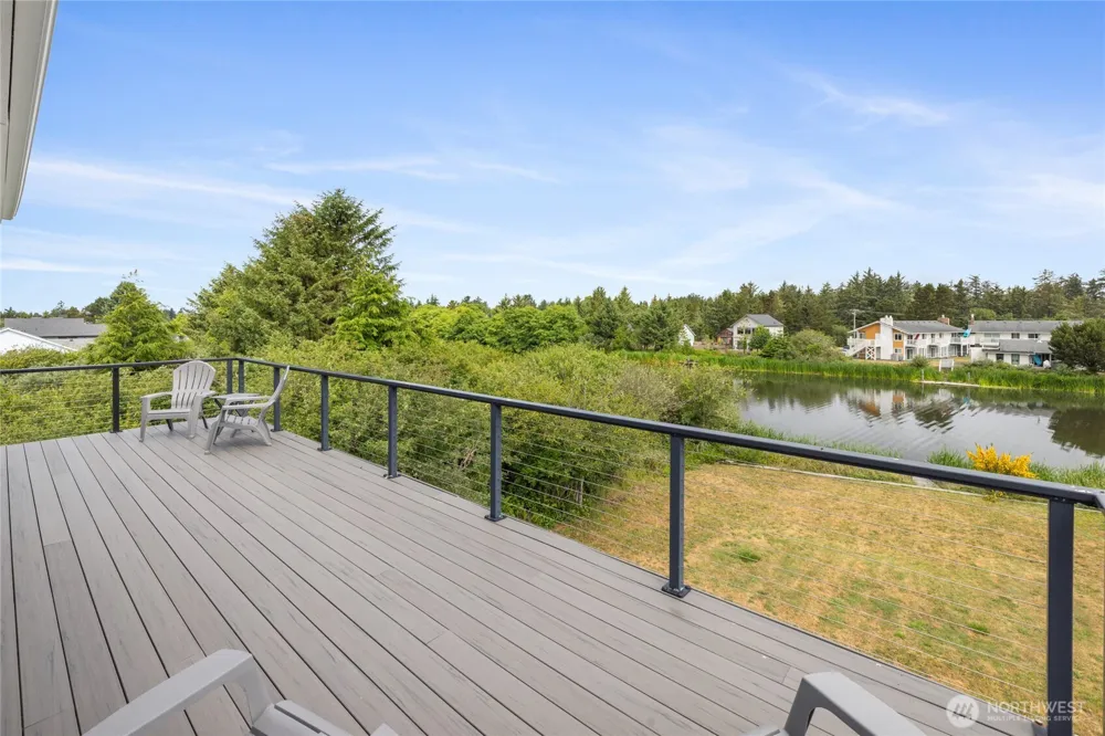 1038 Point Brown Avenue SE Ocean Shores, WA 98569