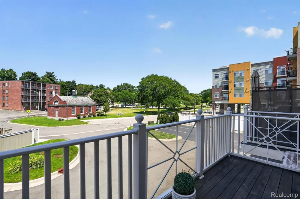 352 W Grand River Avenue #3 East Lansing City, MI 48823