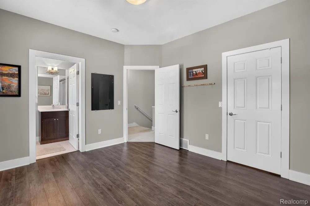 352 W Grand River Avenue #3 East Lansing City, MI 48823