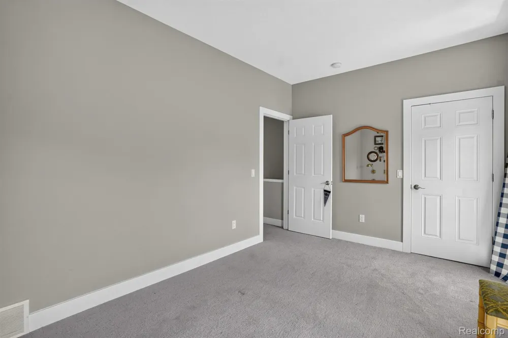 352 W Grand River Avenue #3 East Lansing City, MI 48823