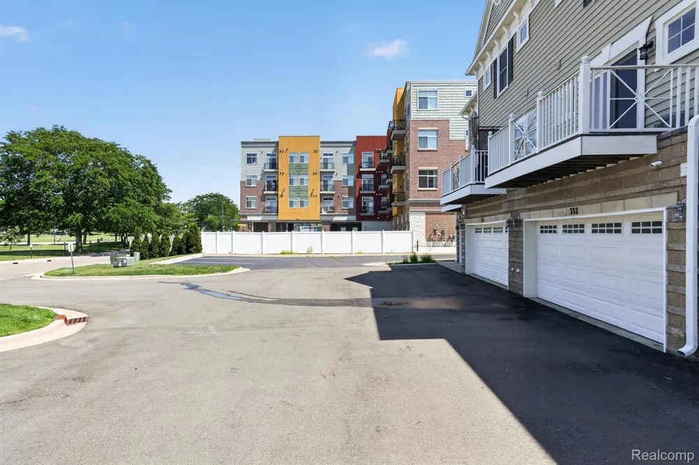 352 W Grand River Avenue #3 East Lansing City, MI 48823