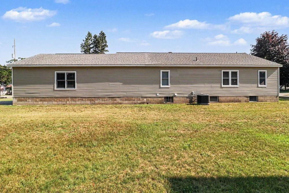 509 Delia Street Ludington City, MI 49431