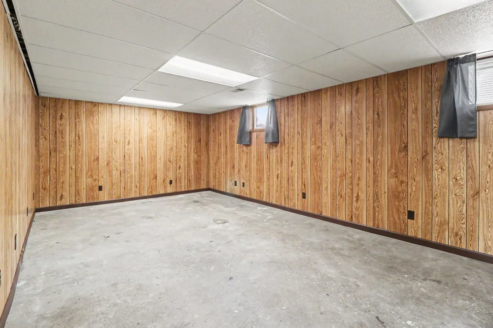 509 Delia Street Ludington City, MI 49431