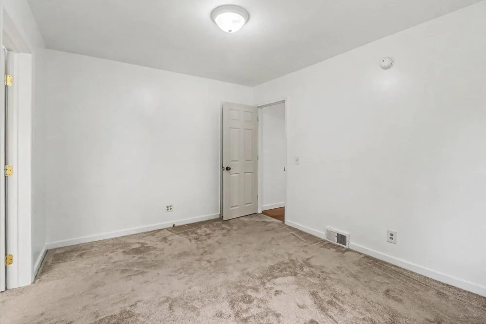 509 Delia Street Ludington City, MI 49431