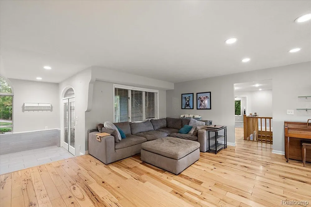 7291 Parkwood Drive Tyrone Township, MI 48430