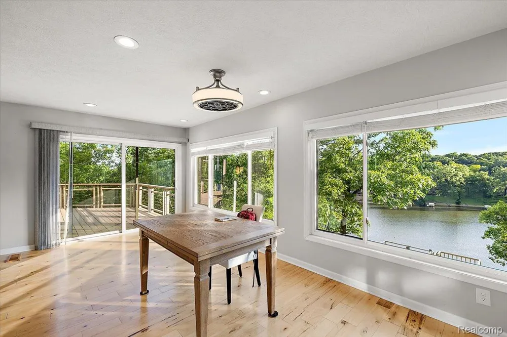 7291 Parkwood Drive Tyrone Township, MI 48430