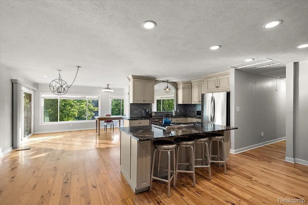 7291 Parkwood Drive Tyrone Township, MI 48430