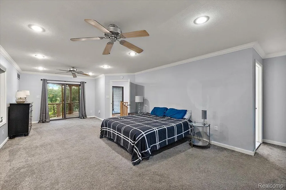 7291 Parkwood Drive Tyrone Township, MI 48430