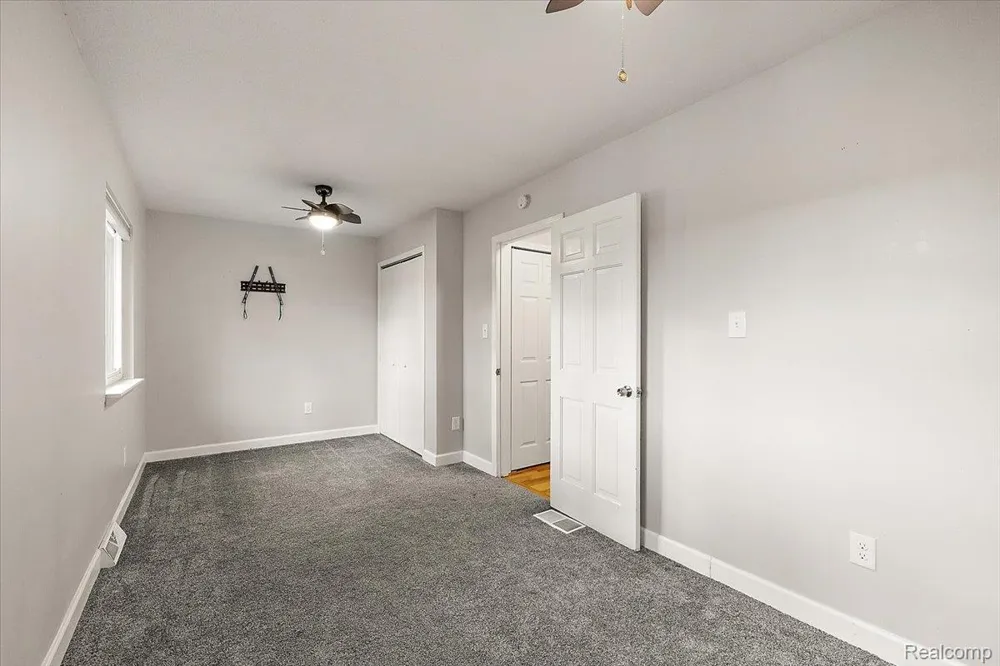 7291 Parkwood Drive Tyrone Township, MI 48430
