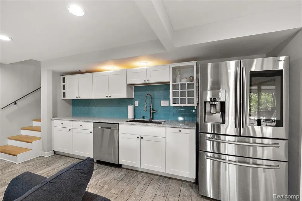 7291 Parkwood Drive Tyrone Township, MI 48430