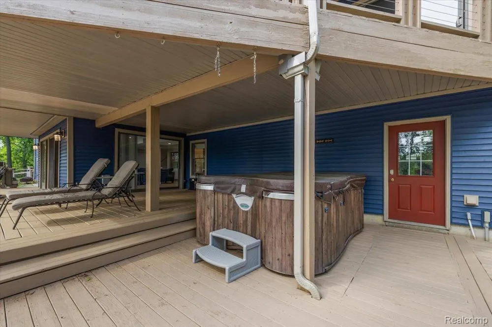 7291 Parkwood Drive Tyrone Township, MI 48430