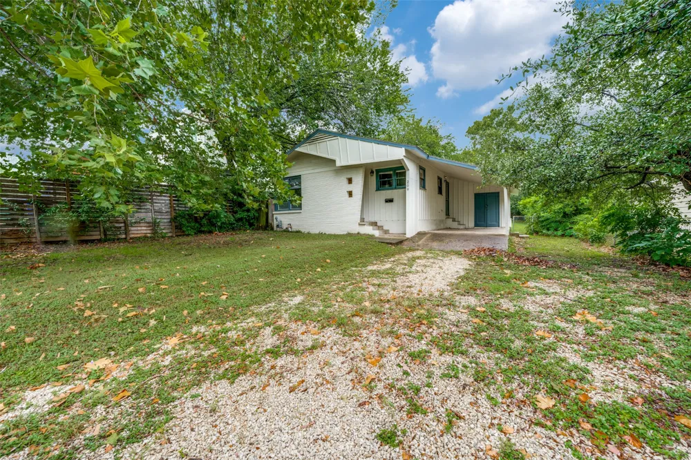 209 Woodward Street Austin, TX 78704