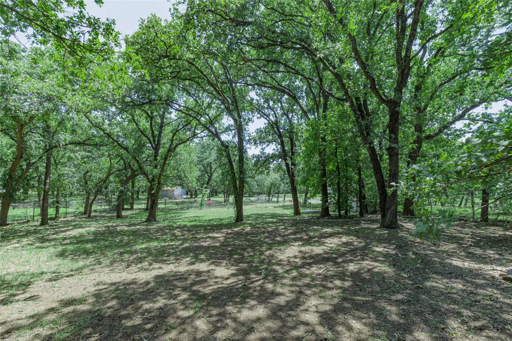 4594 FM 678 Gainesville, TX 76240