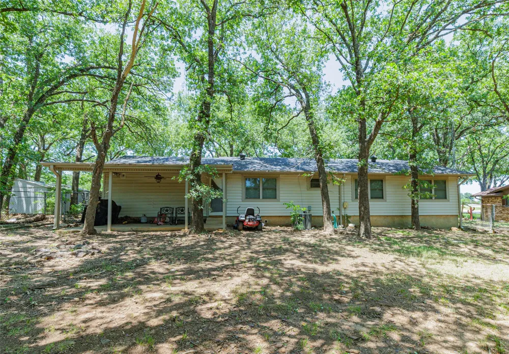4594 FM 678 Gainesville, TX 76240