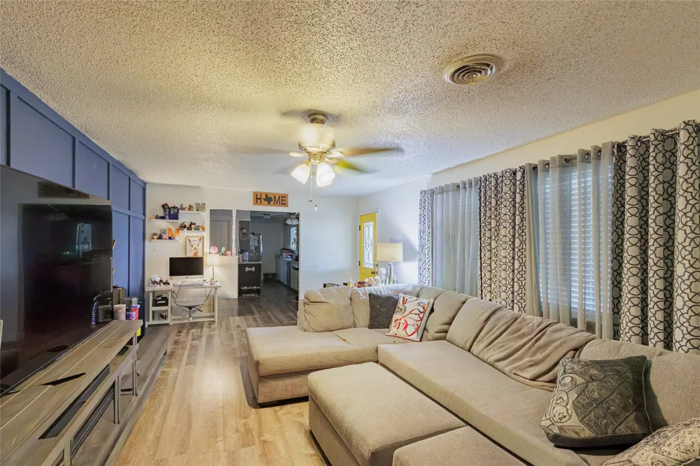 4594 FM 678 Gainesville, TX 76240