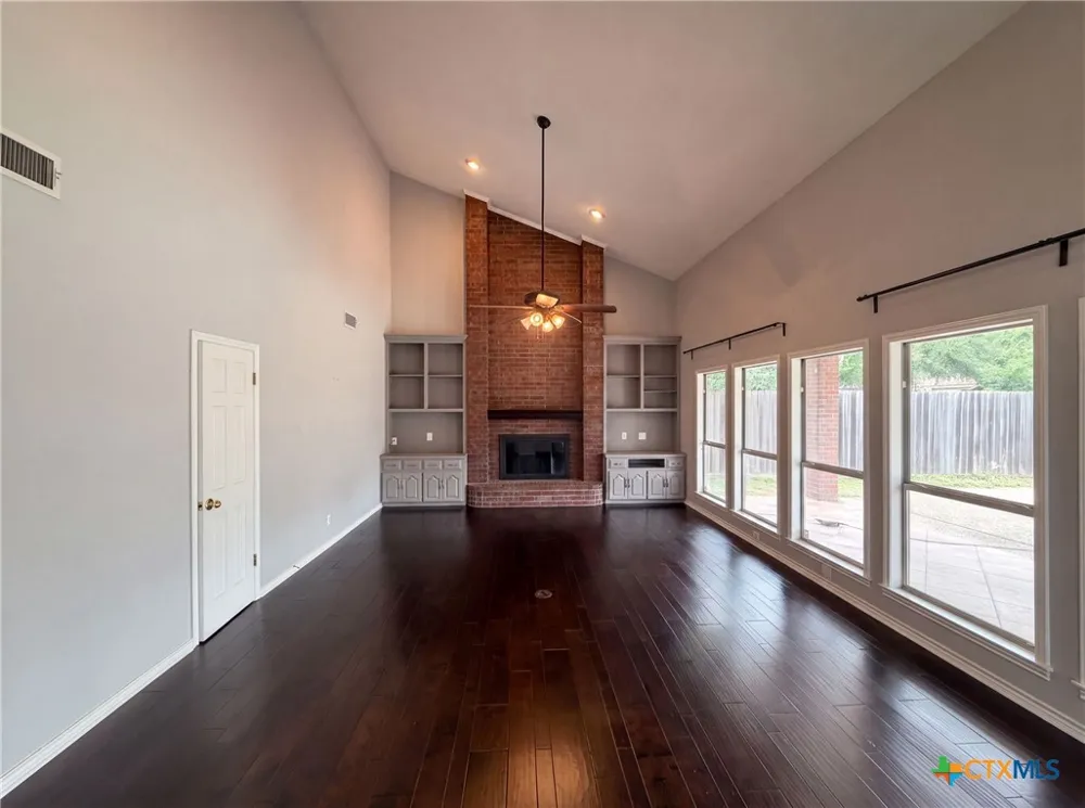 2717 Wickersham Drive Temple, TX 76502