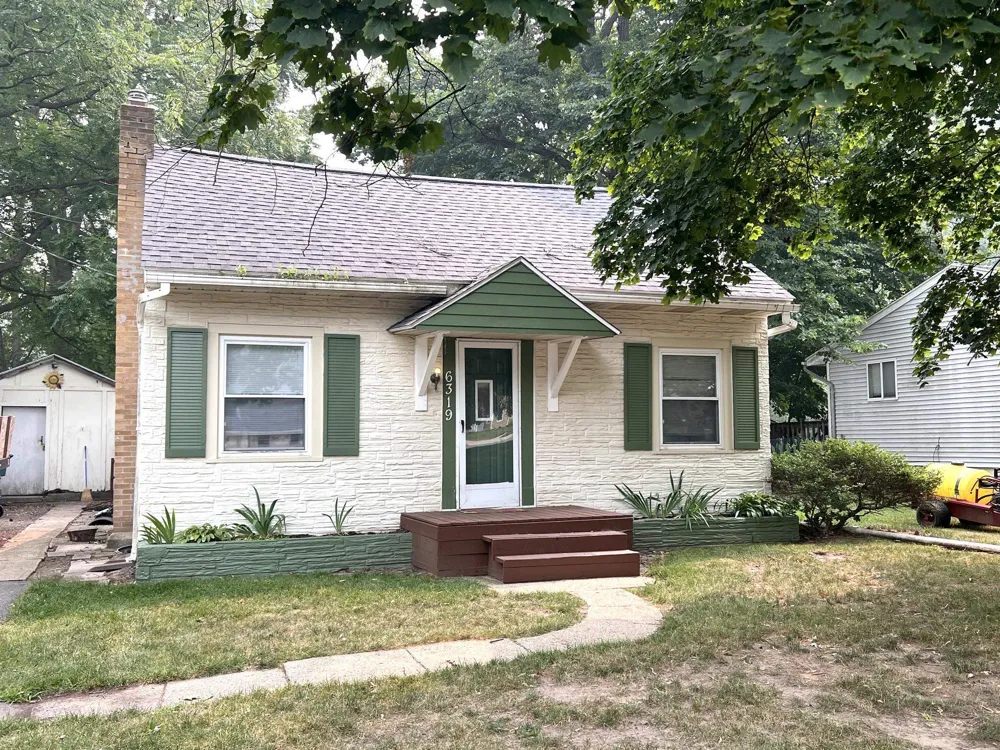 6319 S Washington Avenue Lansing City, MI 48911