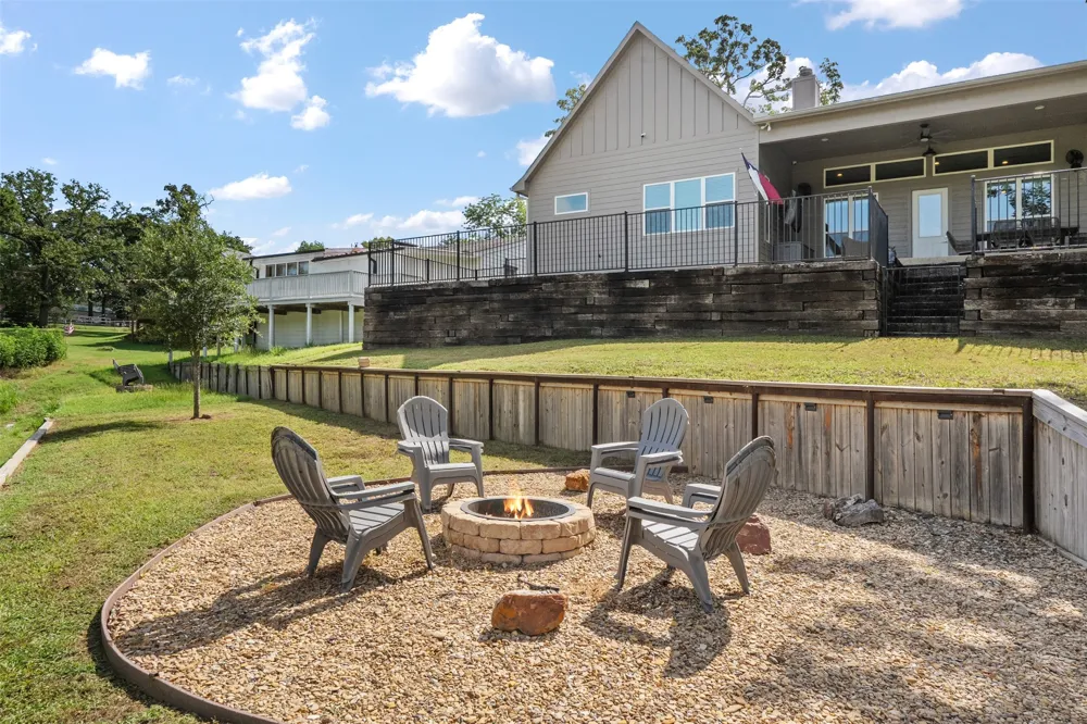 317 Kauai Court Tool, TX 75143