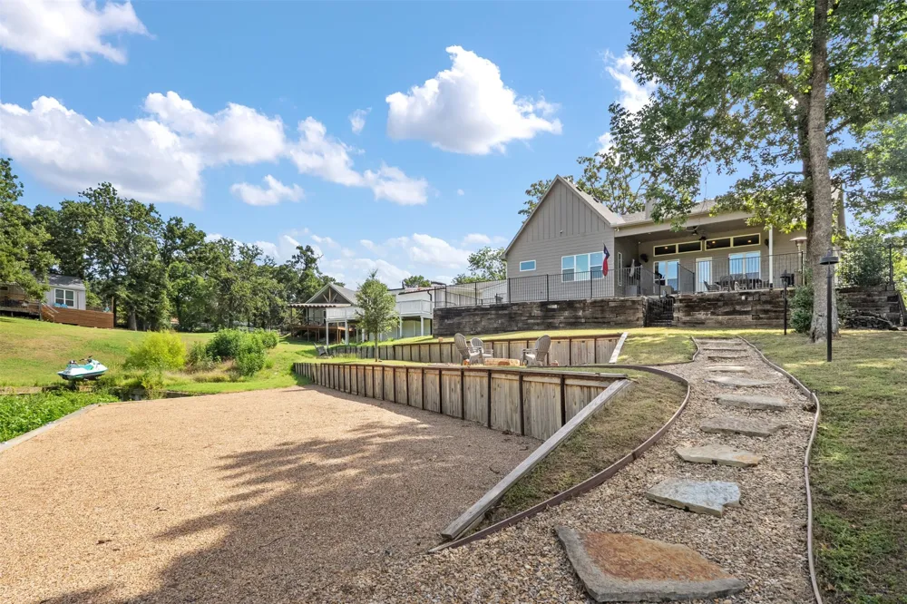 317 Kauai Court Tool, TX 75143