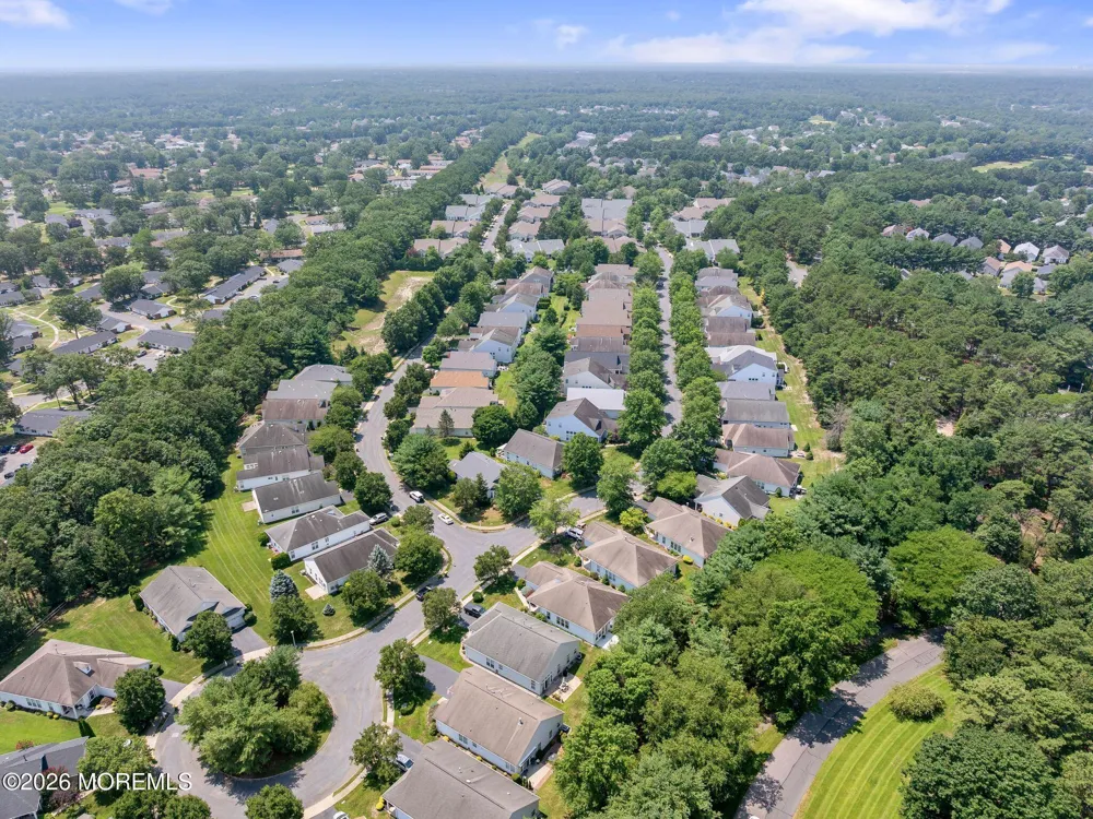80 Silverside Road Lakewood, NJ 08701