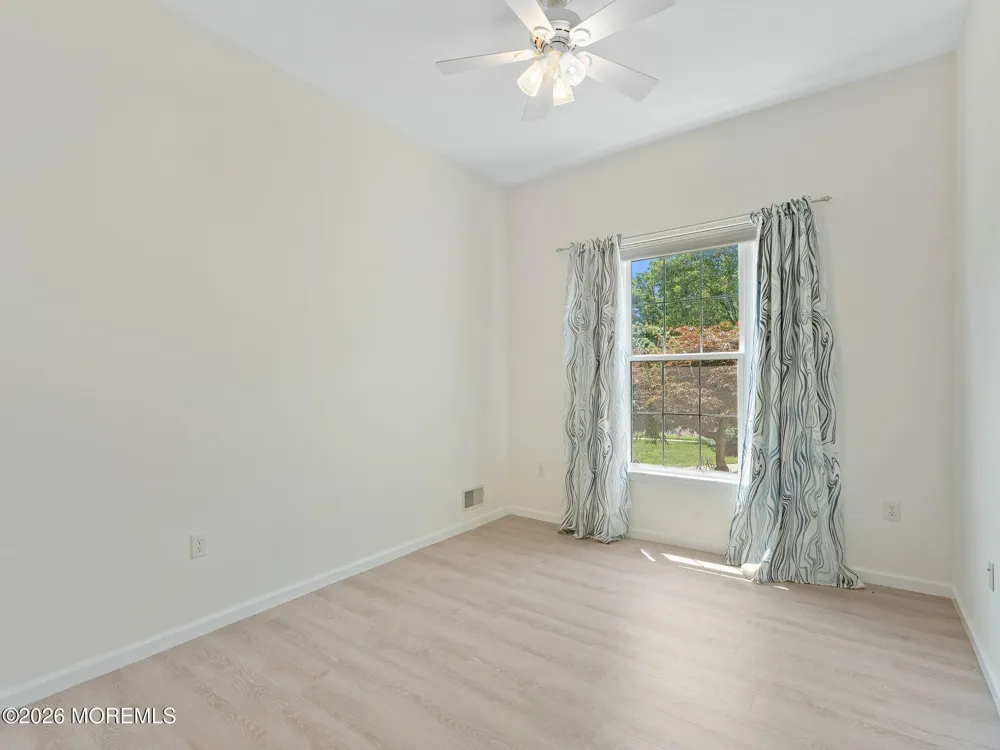 80 Silverside Road Lakewood, NJ 08701
