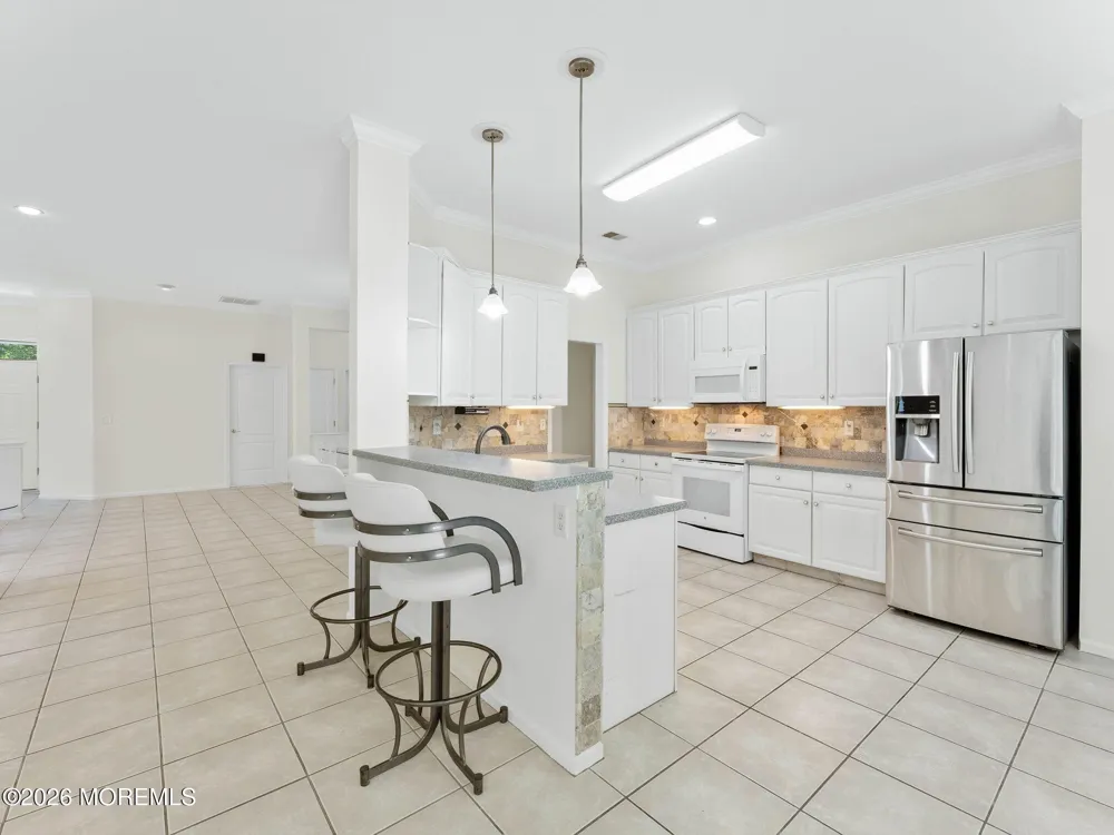 80 Silverside Road Lakewood, NJ 08701