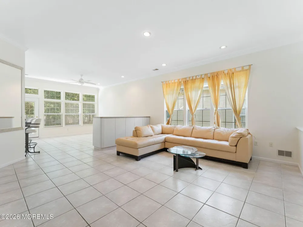80 Silverside Road Lakewood, NJ 08701