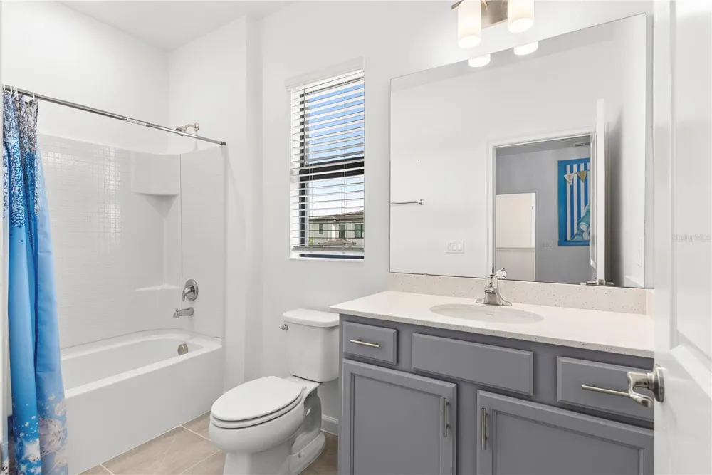5893 HIGH SEAS DRIVE Orlando, FL 32821