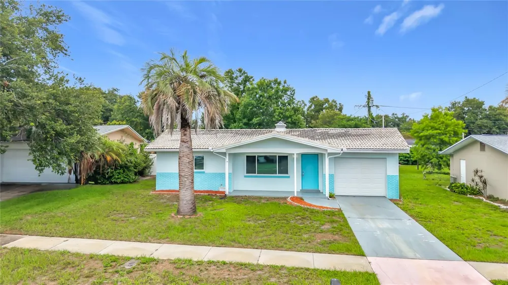 890 7TH AVENUE NE Largo, FL 33770