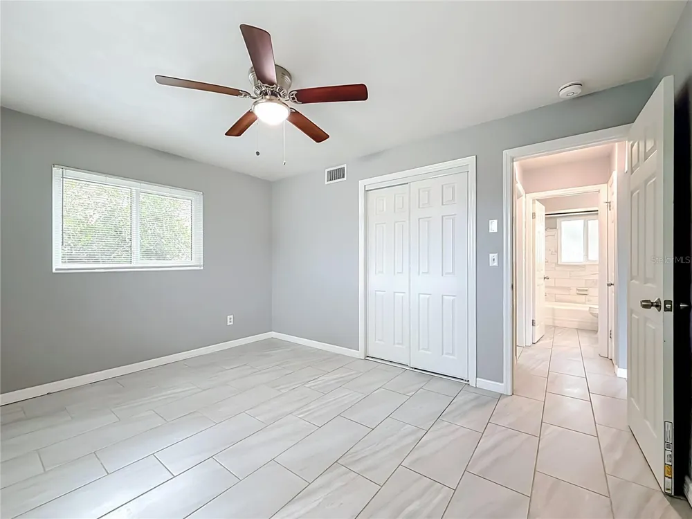 890 7TH AVENUE NE Largo, FL 33770