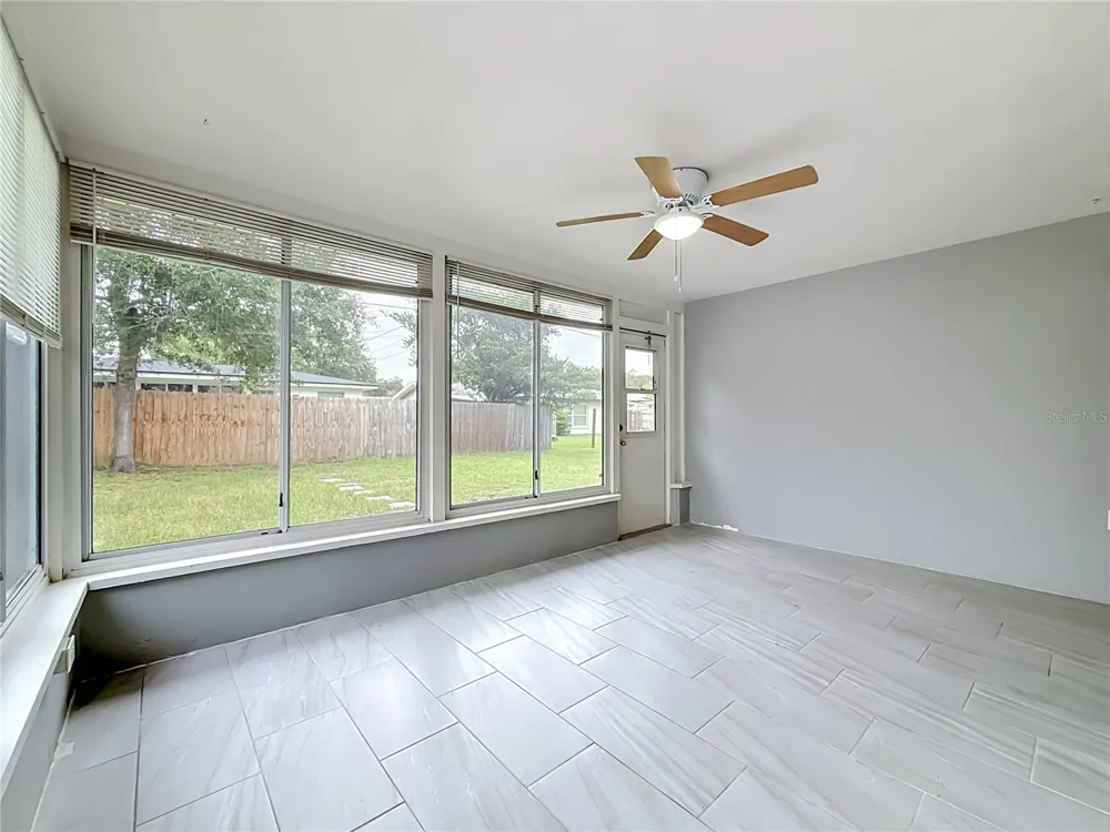 890 7TH AVENUE NE Largo, FL 33770
