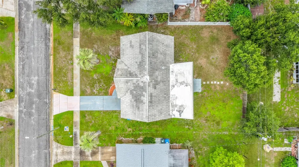 890 7TH AVENUE NE Largo, FL 33770