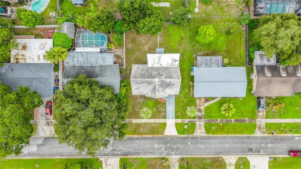 890 7TH AVENUE NE Largo, FL 33770