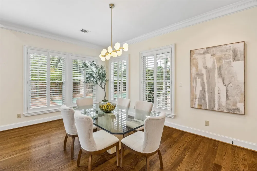 223 Heritage Oaks Lane Houston, TX 77024
