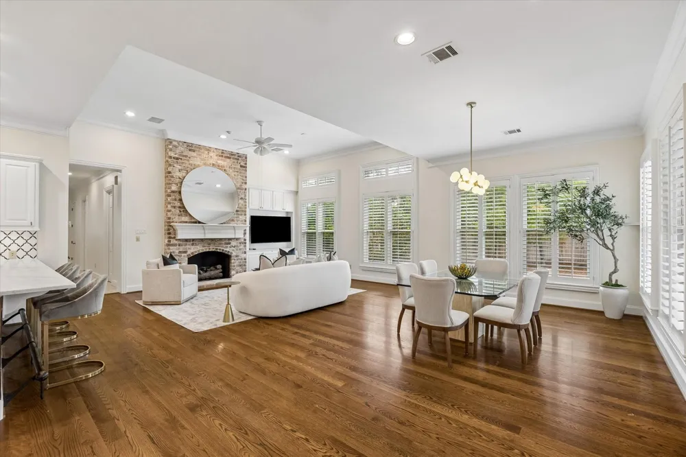 223 Heritage Oaks Lane Houston, TX 77024