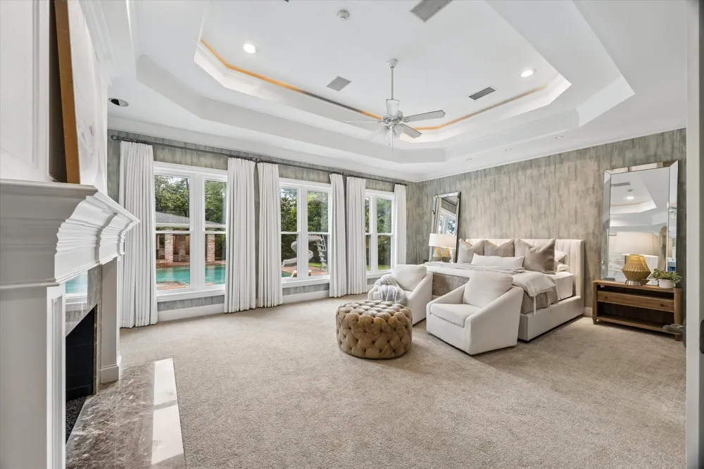223 Heritage Oaks Lane Houston, TX 77024