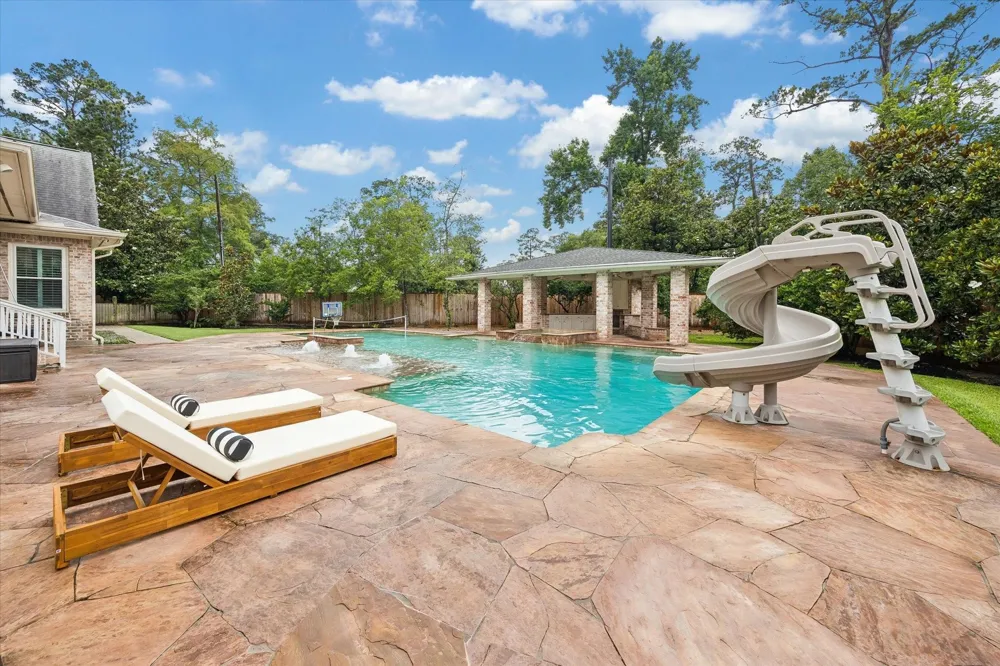 223 Heritage Oaks Lane Houston, TX 77024