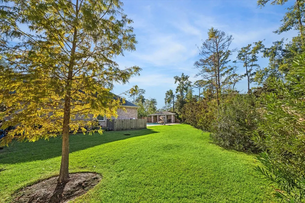 223 Heritage Oaks Lane Houston, TX 77024
