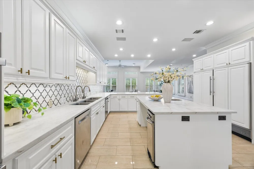 223 Heritage Oaks Lane Houston, TX 77024
