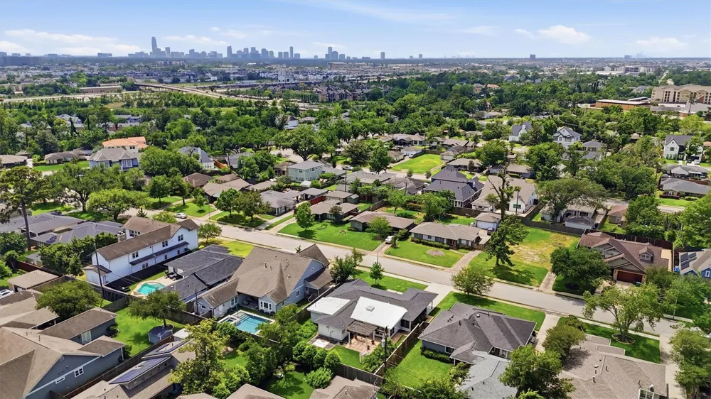 1006 Prince Street Houston, TX 77008