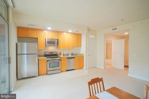 3650 S GLEBE ROAD S #349