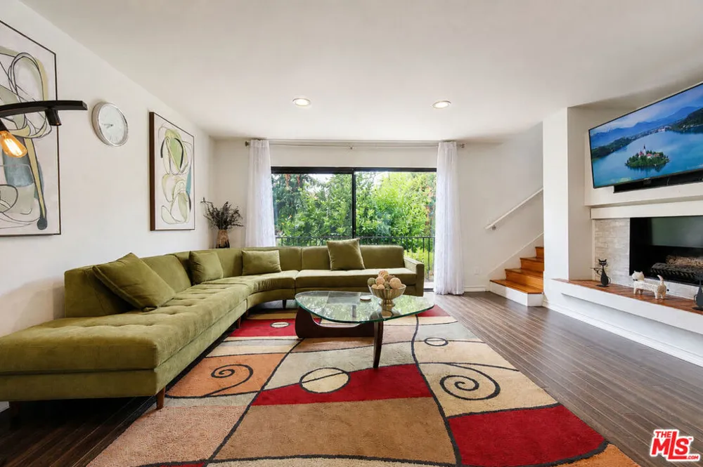 7137 Shoup Avenue #36 West Hills, CA 91307