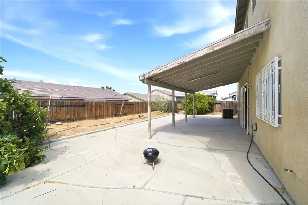 14550 Rosemary Drive Victorville, CA 92394