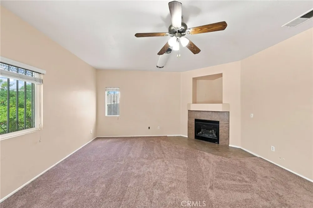 14550 Rosemary Drive Victorville, CA 92394