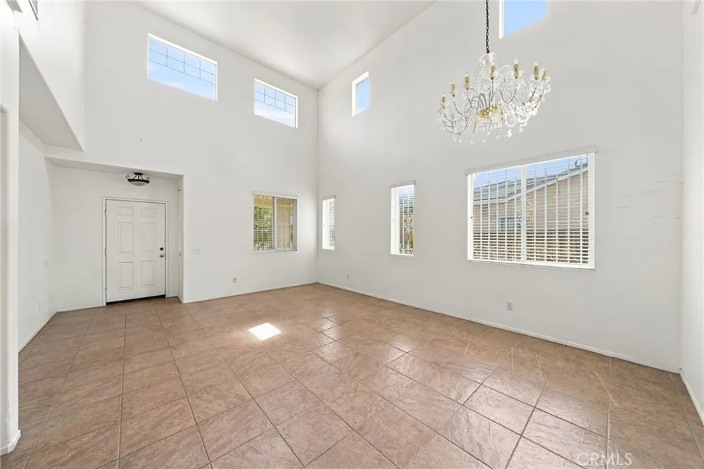 14550 Rosemary Drive Victorville, CA 92394