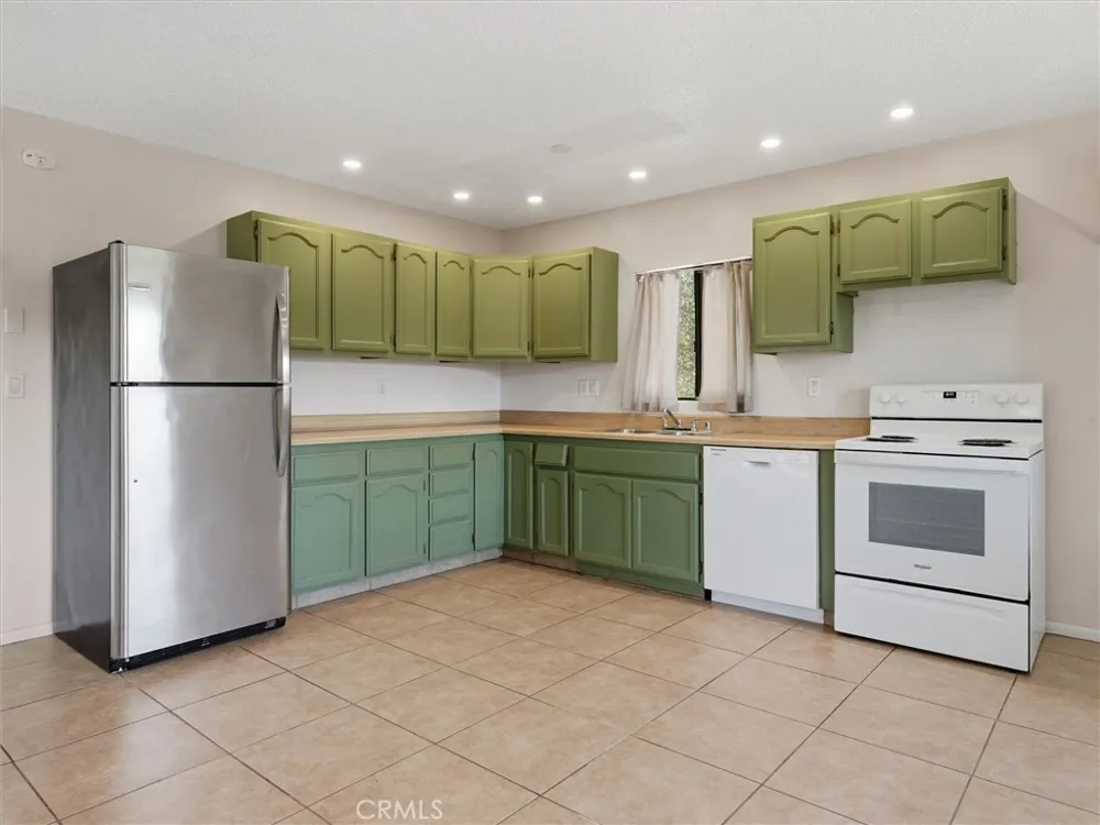 42025 Road 415 Coarsegold, CA 93614