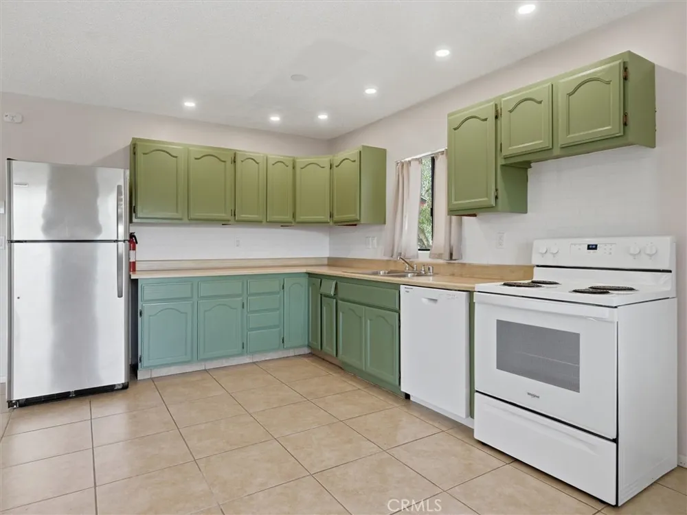 42025 Road 415 Coarsegold, CA 93614